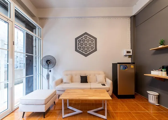 J Cube Betong - Private House